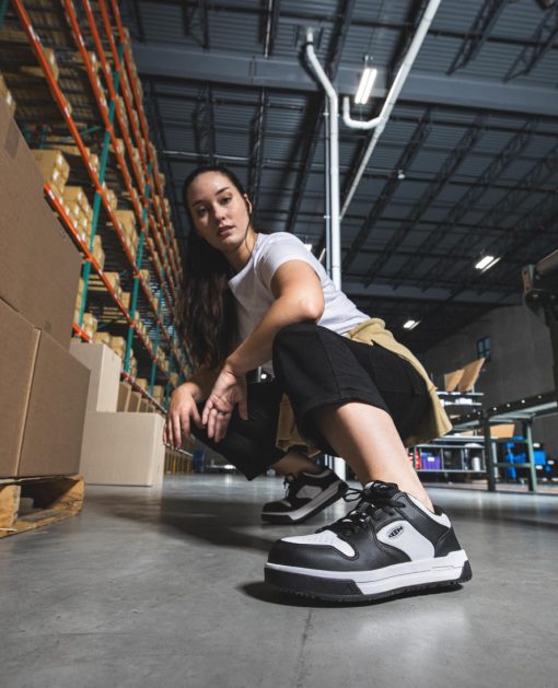 Women's Overton Work Shoe (Carbon Toe)  |  Star White/Black - Image 10