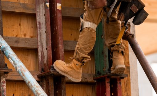 Men's San Jose 6 Waterproof 90° Heel Boot (Soft Toe)  |  Bistre/Gum - Image 7