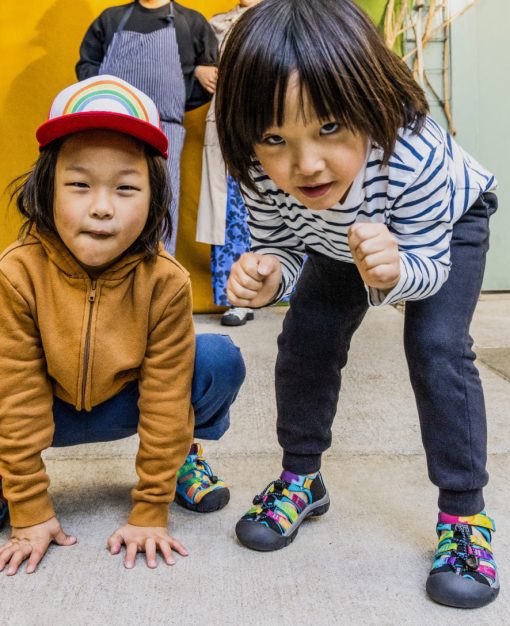 Big Kids' Newport H2  |  Black/Keen Yellow - Image 8