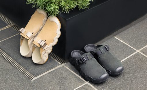 Men's Hyperport Leather Clog  |  Cornstalk/Plaza Taupe - Image 7