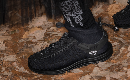 Women's UNEEK High Top x HYKE  |  HYKE Black - Image 7
