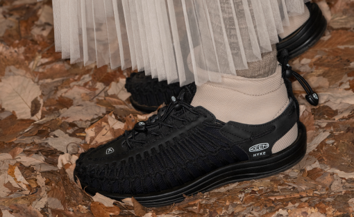 Women's UNEEK High Top x HYKE  |  HYKE Timberwolf - Image 7
