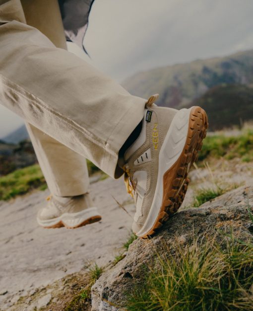 Women's Hightrail Waterproof Hiking Shoe  |  Roasted Pecan/Chipmunk - Image 9